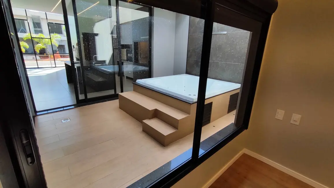 Foto 3 de Casa com 3 quartos à venda, 165m2 em Dourados - MS