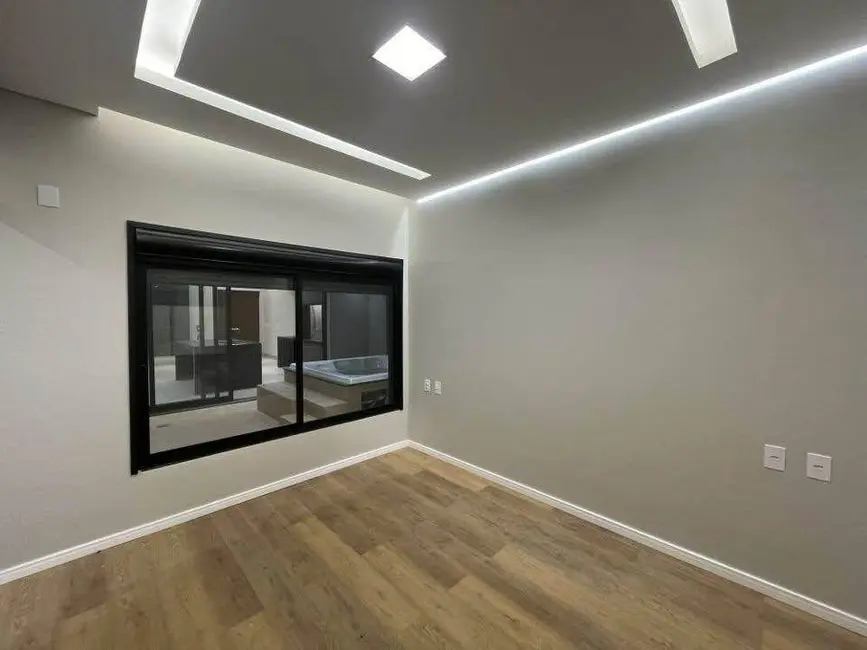 Foto 3 de Casa com 3 quartos à venda, 165m2 em Dourados - MS