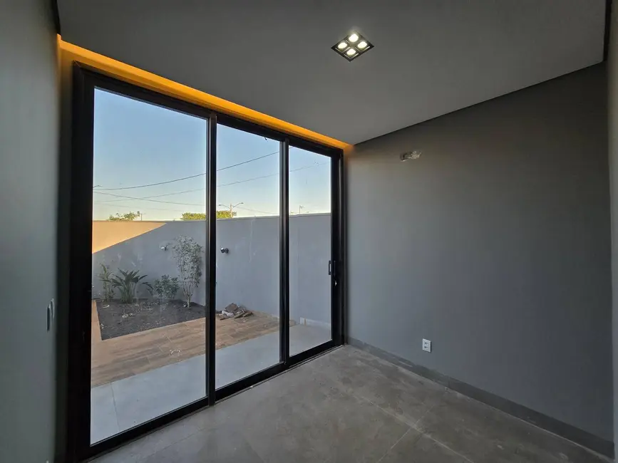 Foto 11 de Casa à venda em Green Park, Dourados - MS