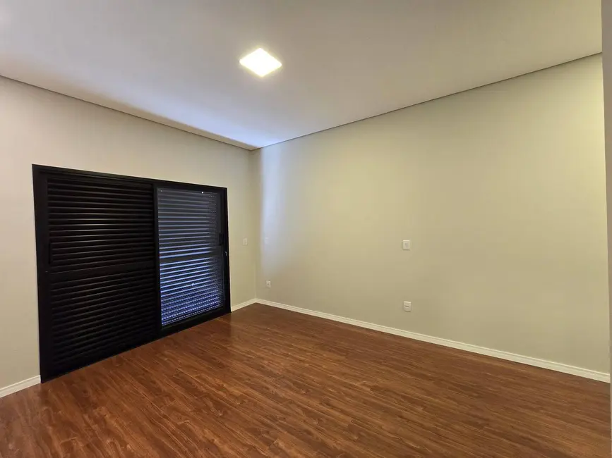 Foto 9 de Casa à venda em Loteamento Pousada dos Pássaros, Dourados - MS