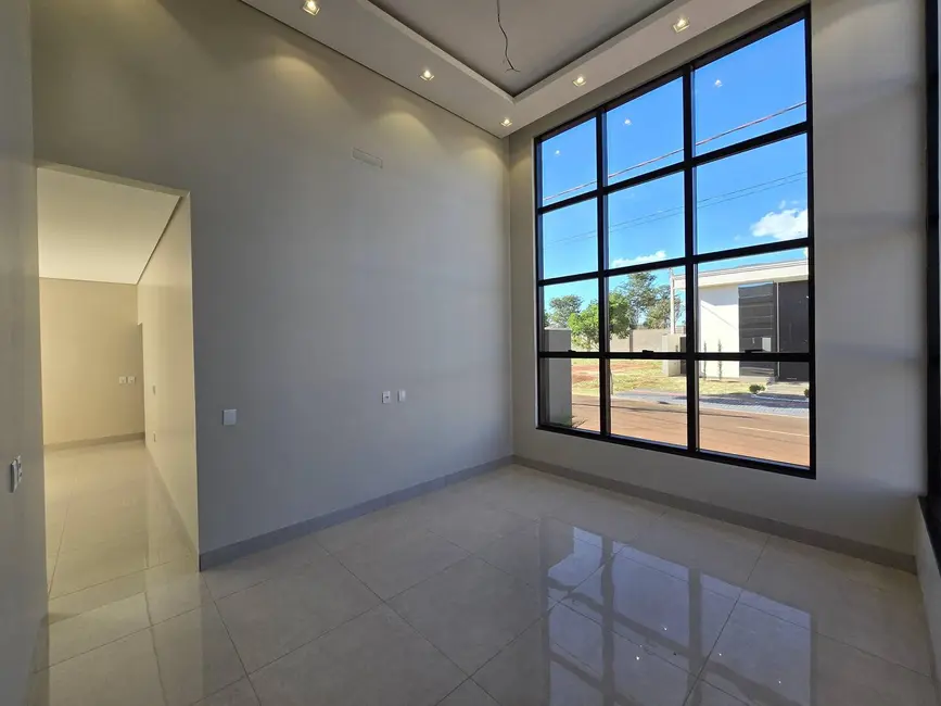 Foto 2 de Casa à venda, 167m2 em Dourados - MS