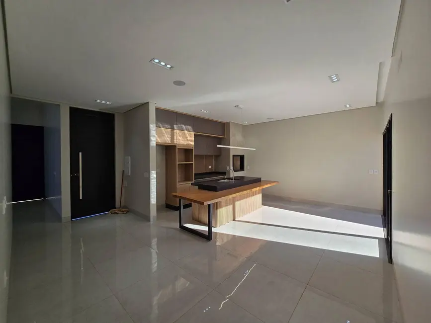 Foto 5 de Casa à venda, 167m2 em Dourados - MS