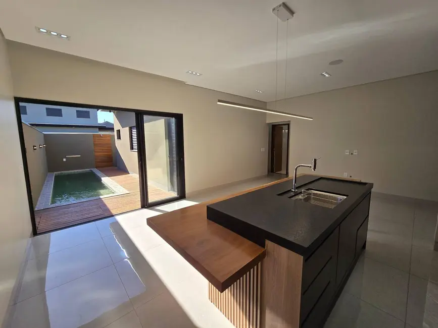 Foto 6 de Casa à venda, 167m2 em Dourados - MS