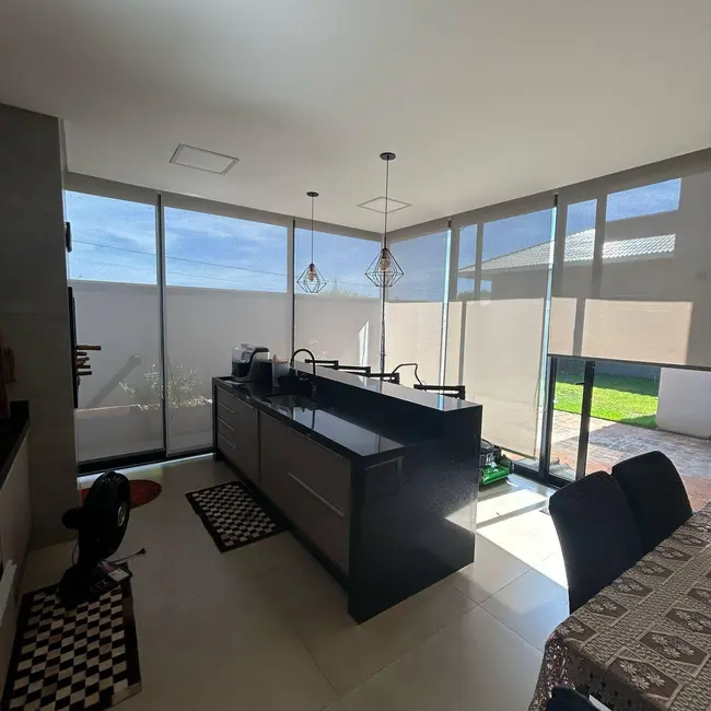 Foto 15 de Casa à venda em Golden Park, Dourados - MS