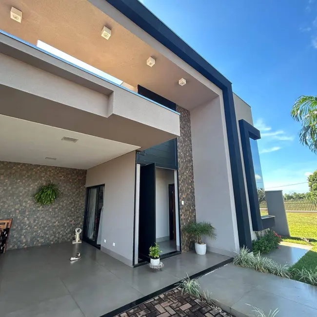 Foto 17 de Casa à venda em Golden Park, Dourados - MS