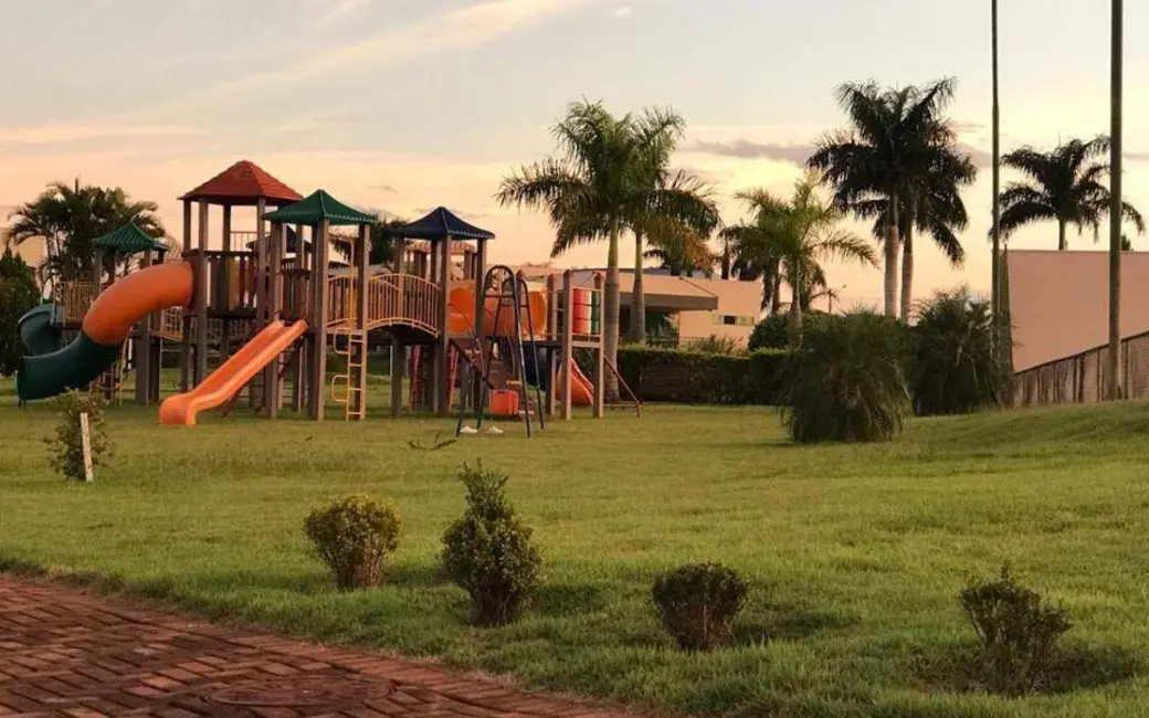 Terreno / Lote à venda, 367m2 em Golden Park, Dourados - MS - imagem 5 Foto 5 de Terreno / Lote à venda, 367m2 em Golden Park, Dourados - MS