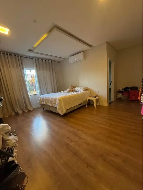 Foto 3 de Casa à venda em Parque do Lago, Dourados - MS