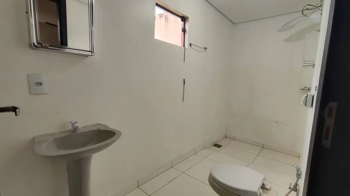 Foto 16 de Casa à venda, 200m2 em Parque do Lago, Dourados - MS