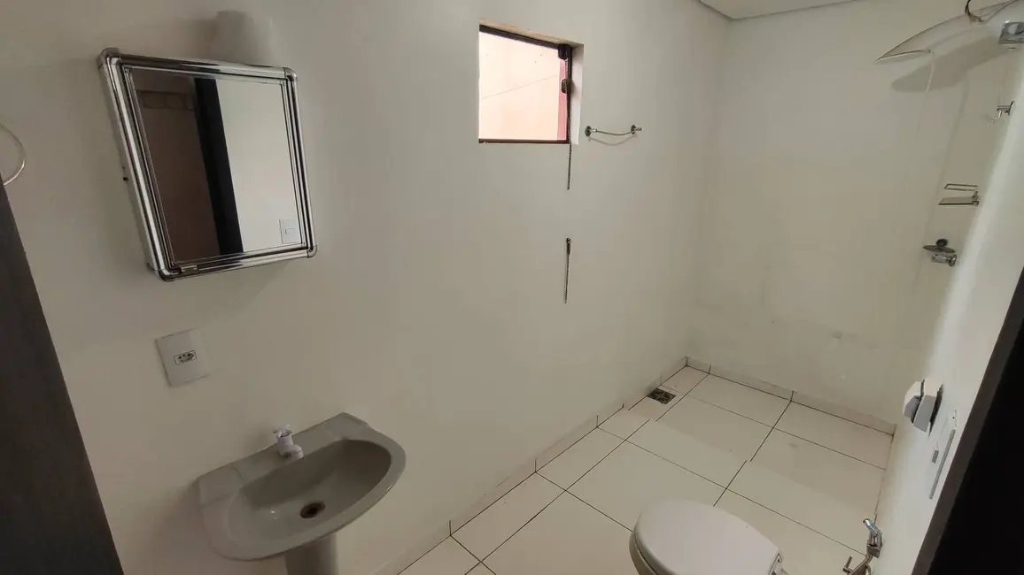 Foto 20 de Casa à venda, 200m2 em Parque do Lago, Dourados - MS