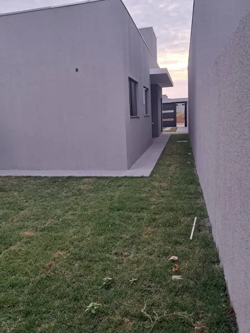 Foto 2 de Casa à venda em Vila Toscana, Dourados - MS