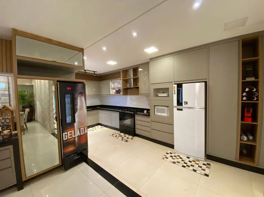 Foto 6 de Casa com 3 quartos à venda, 180m2 em Parque Alvorada, Dourados - MS