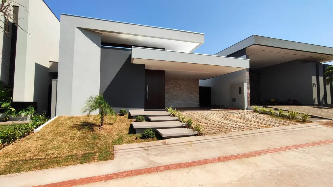 Foto 1 de Casa com 3 quartos à venda, 188m2 em Porto Madero, Dourados - MS