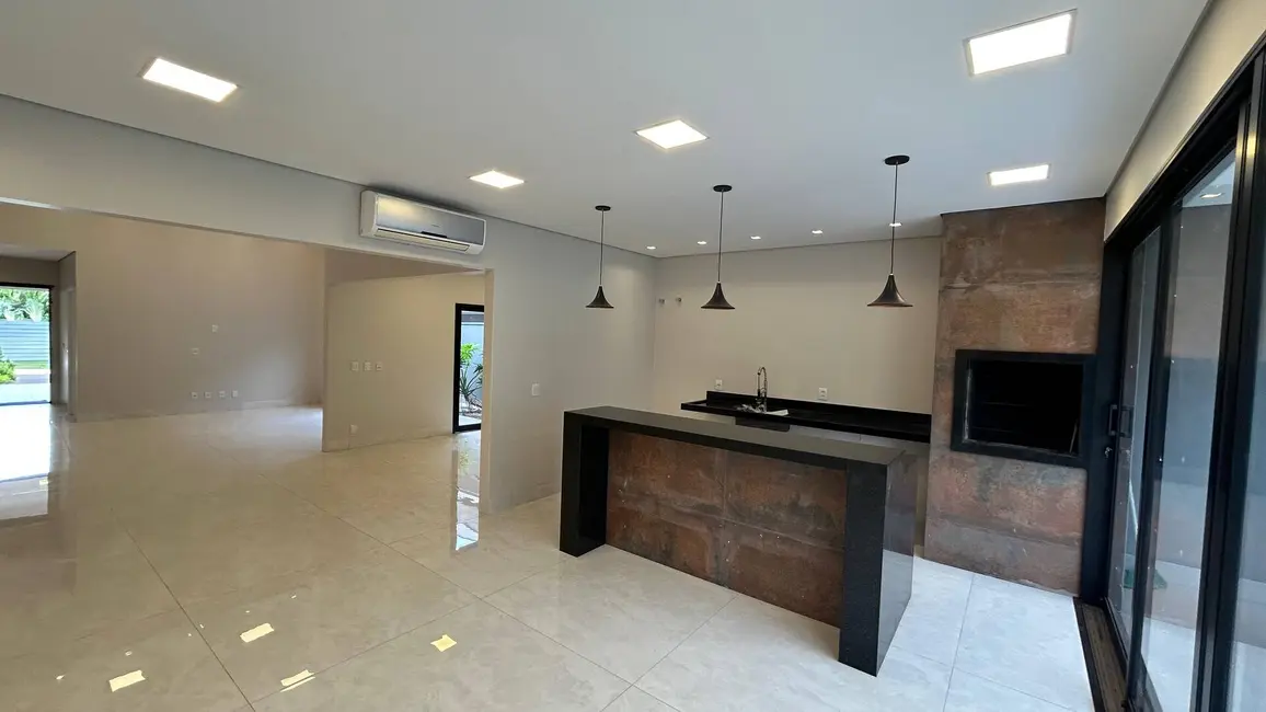 Foto 5 de Casa com 4 quartos à venda, 260m2 em Ecoville, Dourados - MS