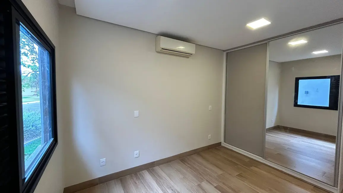 Foto 6 de Casa com 4 quartos à venda, 260m2 em Ecoville, Dourados - MS