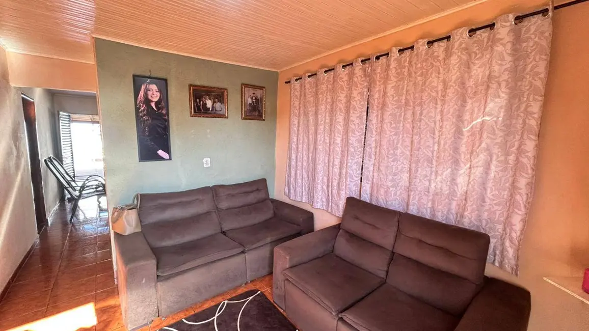 Foto 4 de Casa com 3 quartos à venda, 342m2 em Jardim Guaicurus, Dourados - MS