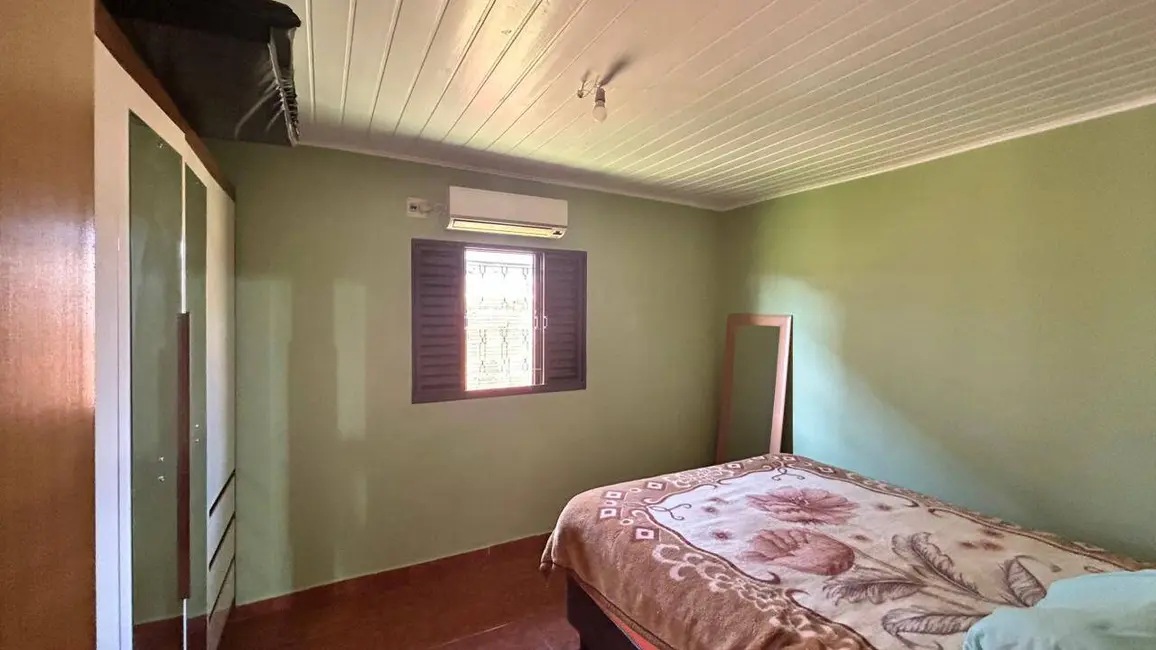 Foto 5 de Casa com 3 quartos à venda, 342m2 em Jardim Guaicurus, Dourados - MS