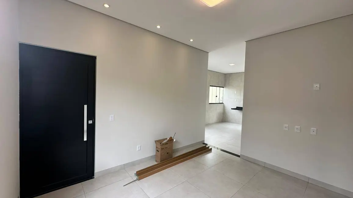 Foto 4 de Casa com 3 quartos à venda, 150m2 em Conjunto Residencial Monte Carlo, Dourados - MS