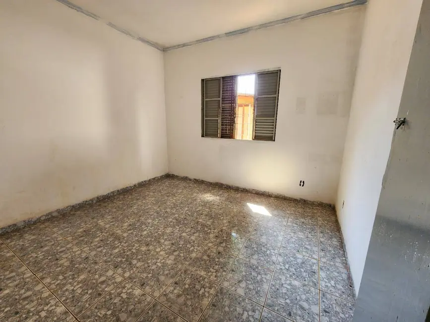 Foto 8 de Casa com 3 quartos à venda, 108m2 em Dourados - MS