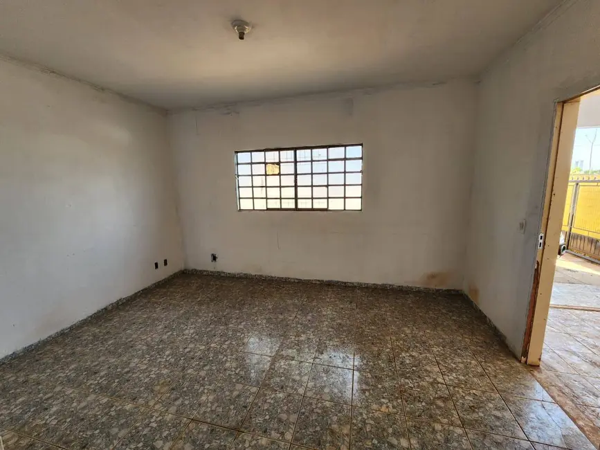 Foto 7 de Casa com 3 quartos à venda, 108m2 em Dourados - MS