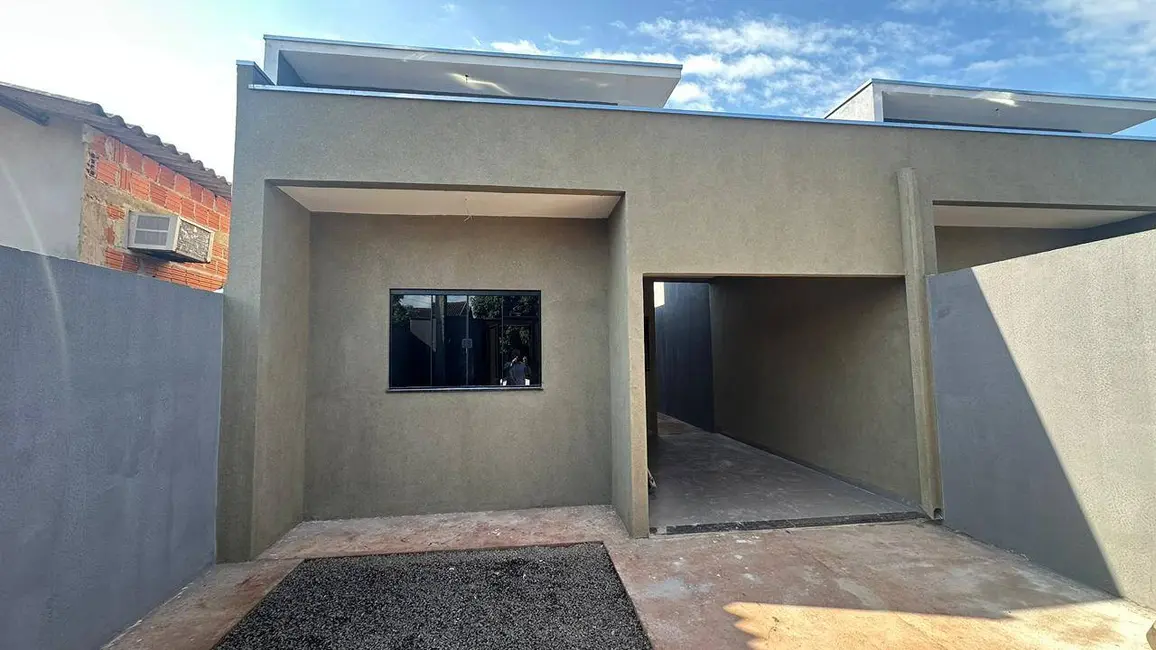 Foto 2 de Casa com 3 quartos à venda, 180m2 em Parque dos Coqueiros, Dourados - MS