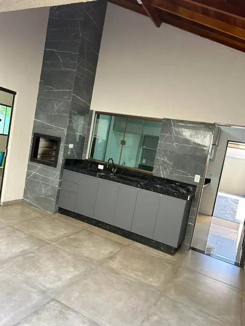 Casa à venda, 210m2 em Jardim Mônaco, Dourados - MS - imagem 4 Foto 4 de Casa à venda, 210m2 em Jardim Mônaco, Dourados - MS