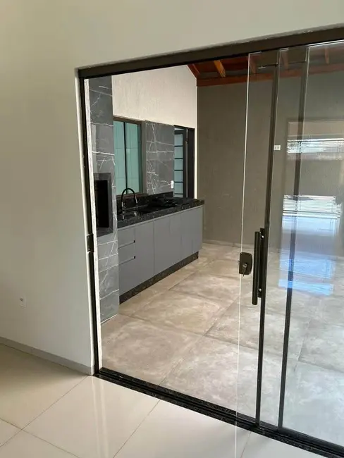 Casa à venda, 210m2 em Jardim Mônaco, Dourados - MS - imagem 5 Foto 5 de Casa à venda, 210m2 em Jardim Mônaco, Dourados - MS