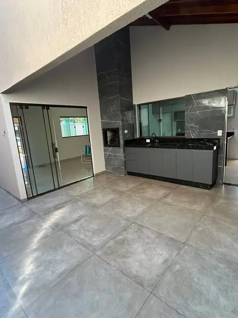 Casa à venda, 210m2 em Jardim Mônaco, Dourados - MS - imagem 3 Foto 3 de Casa à venda, 210m2 em Jardim Mônaco, Dourados - MS