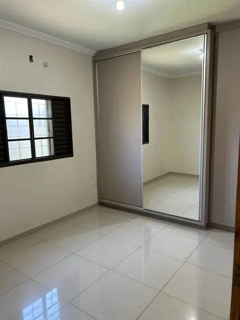 Casa à venda, 210m2 em Jardim Mônaco, Dourados - MS - imagem 9 Foto 9 de Casa à venda, 210m2 em Jardim Mônaco, Dourados - MS