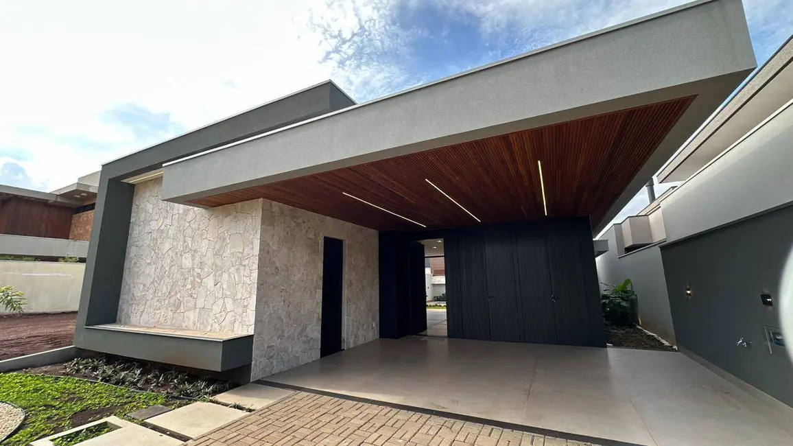 Foto 2 de Casa com 3 quartos à venda, 360m2 em Porto Madero, Dourados - MS