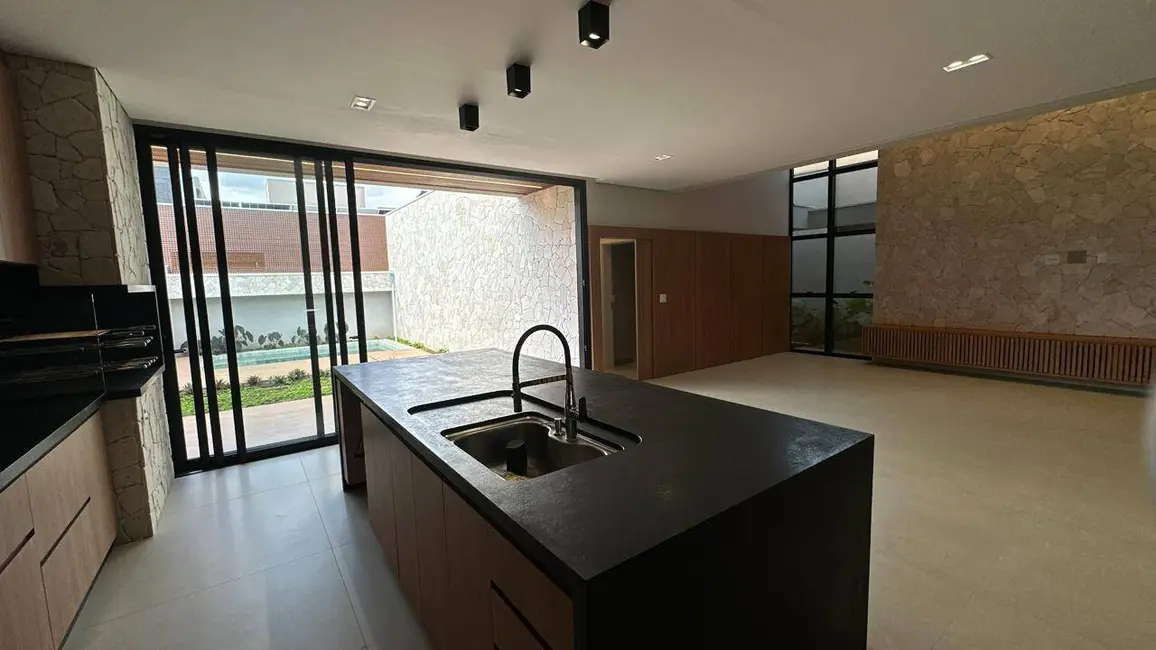 Foto 8 de Casa com 3 quartos à venda, 360m2 em Porto Madero, Dourados - MS