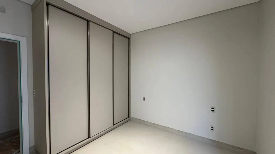 Foto 9 de Casa com 3 quartos à venda, 360m2 em Porto Madero, Dourados - MS