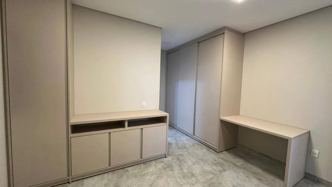 Casa com 3 quartos à venda, 360m2 em Santa Fé, Dourados - MS - imagem 9 Foto 9 de Casa com 3 quartos à venda, 360m2 em Santa Fé, Dourados - MS