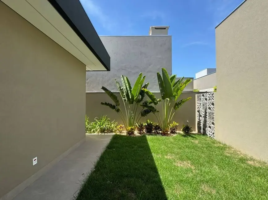 Foto 9 de Casa com 3 quartos à venda, 256m2 em Dourados - MS