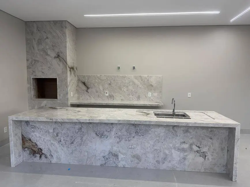 Foto 4 de Casa com 3 quartos à venda, 256m2 em Dourados - MS