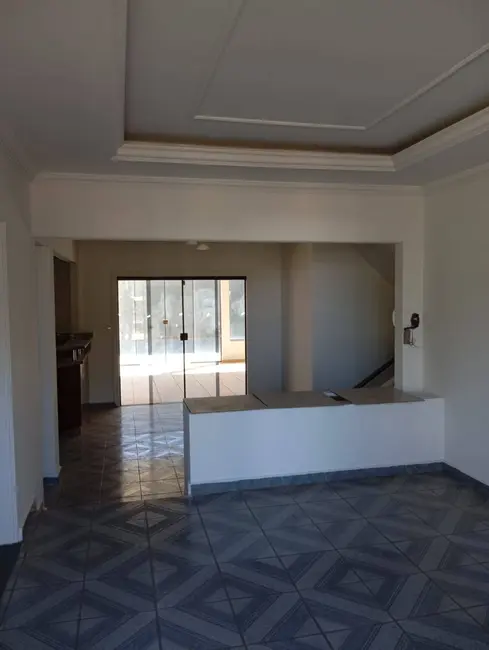 Foto 3 de Casa com 3 quartos à venda, 360m2 em Jardim Água Boa, Dourados - MS