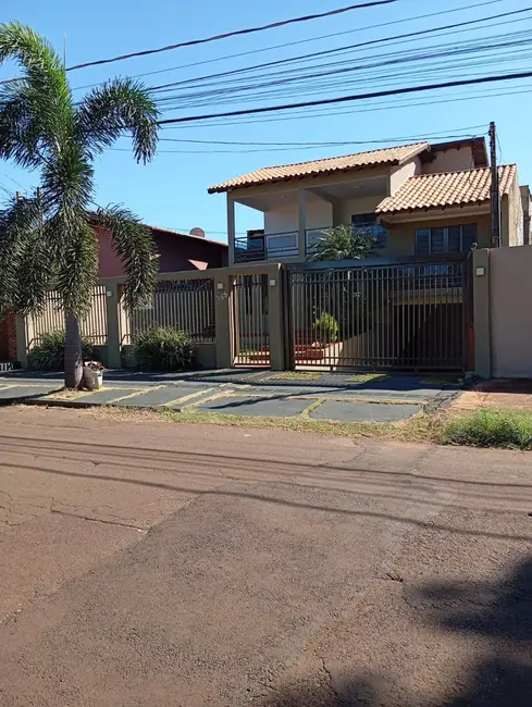 Foto 2 de Casa com 3 quartos à venda, 360m2 em Jardim Água Boa, Dourados - MS