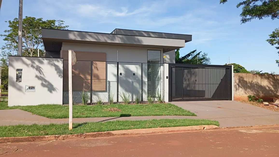 Foto 1 de Casa com 3 quartos à venda, 140m2 em Parque Alvorada, Dourados - MS