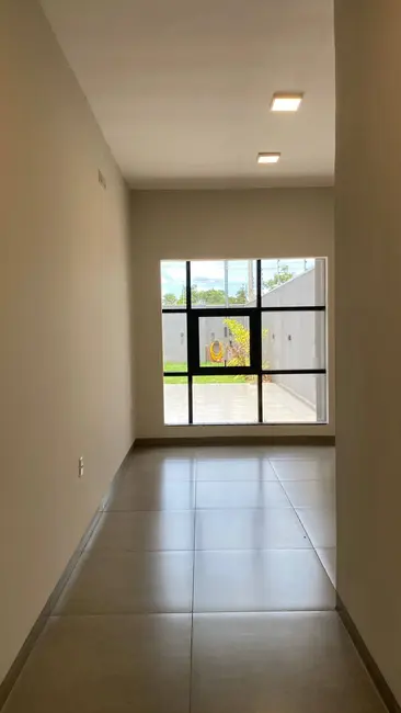 Foto 2 de Casa com 3 quartos à venda, 237m2 em Dourados - MS