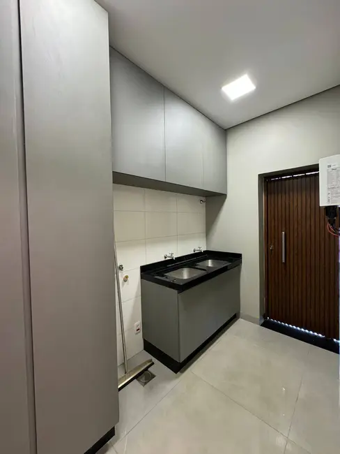 Foto 3 de Casa com 3 quartos à venda, 162m2 em Porto Seguro, Dourados - MS
