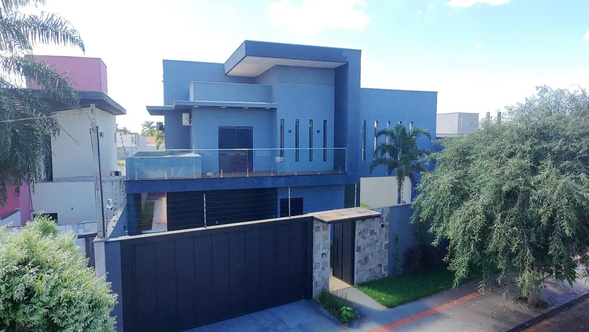 Foto 1 de Casa com 3 quartos à venda, 380m2 em Dourados - MS