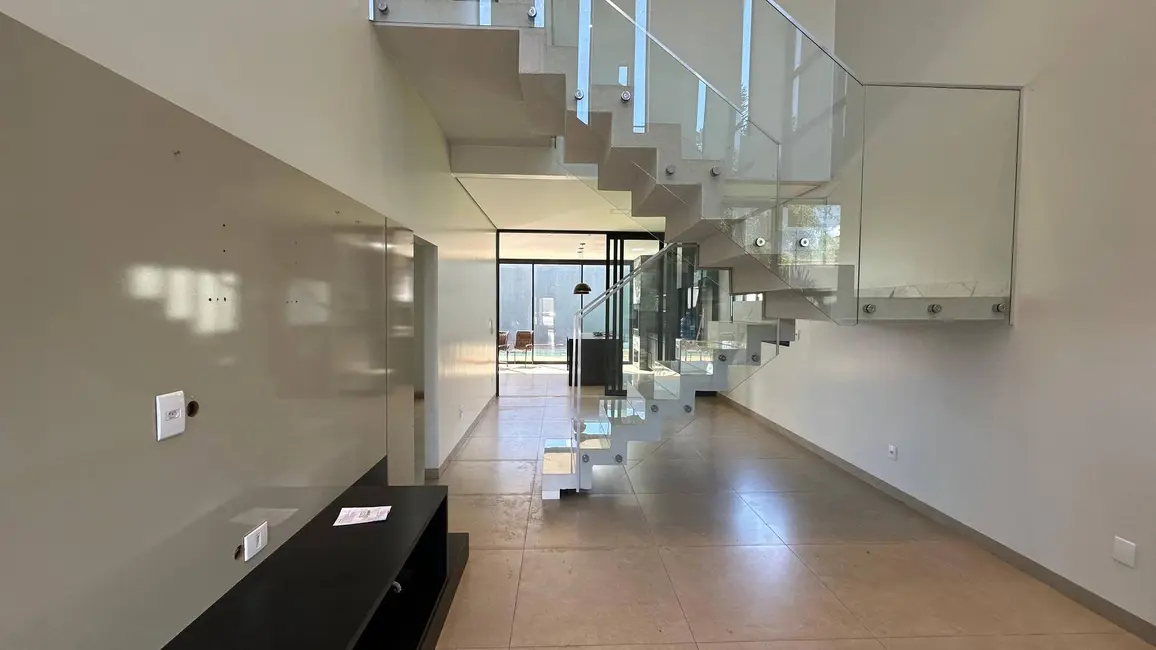 Foto 4 de Casa com 3 quartos à venda, 380m2 em Dourados - MS