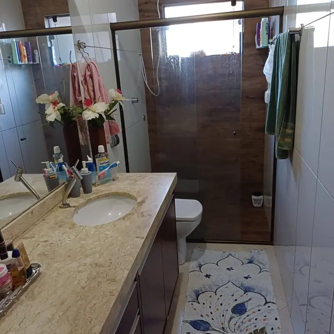 Foto 4 de Casa com 3 quartos à venda, 220m2 em Dourados - MS