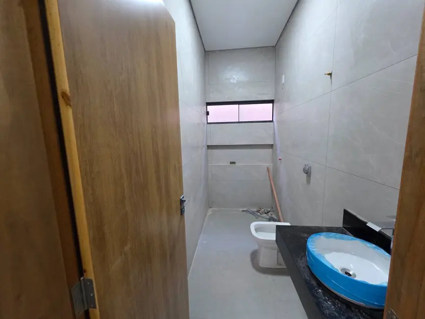 Foto 7 de Casa com 3 quartos à venda, 300m2 em Jardim Cristhais, Dourados - MS