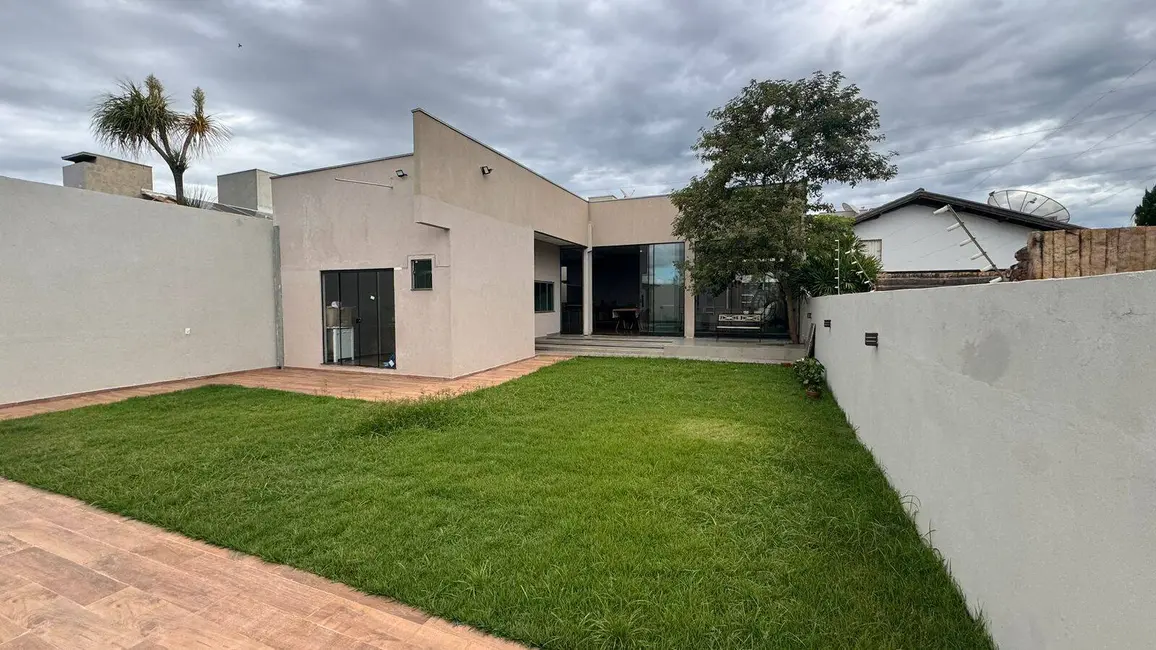 Foto 9 de Casa à venda, 600m2 em Jardim Aline, Dourados - MS