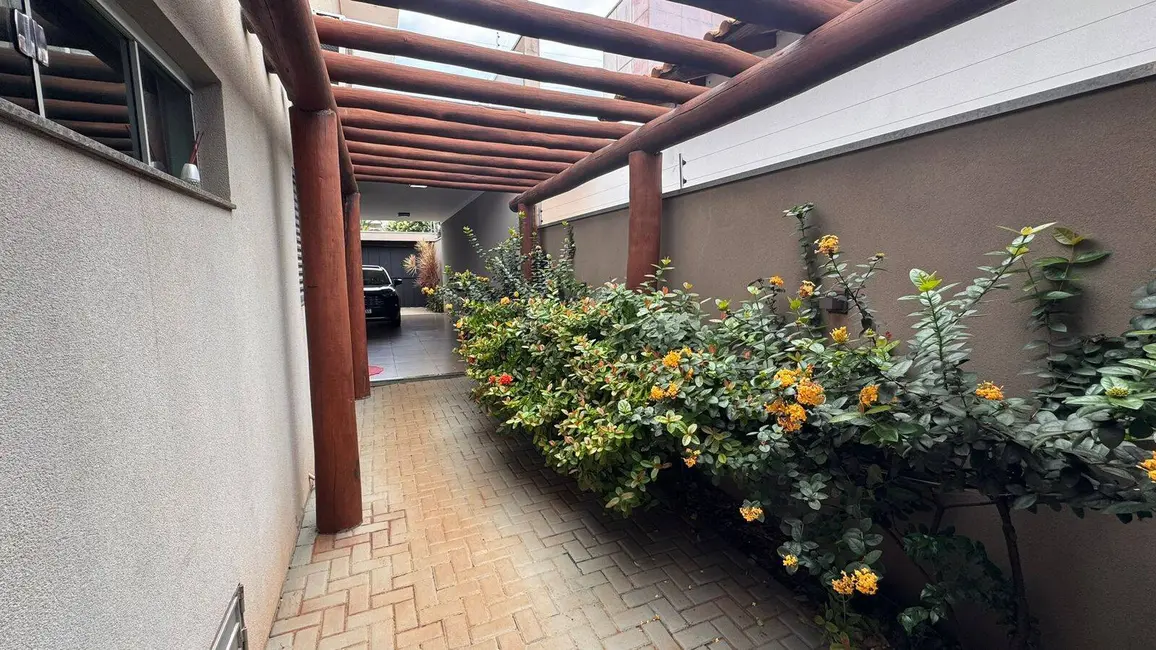 Foto 18 de Casa à venda, 600m2 em Jardim Aline, Dourados - MS