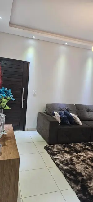 Foto 3 de Casa com 4 quartos à venda, 210m2 em Santa Fé, Dourados - MS