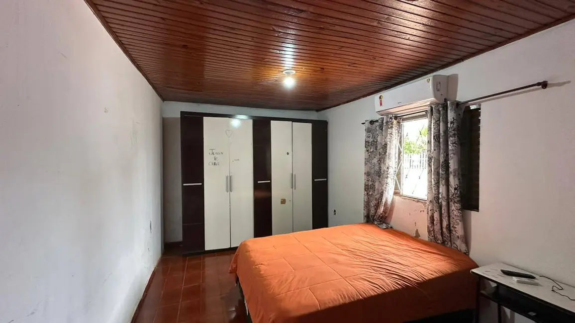 Foto 3 de Casa com 2 quartos à venda, 360m2 em Dourados - MS