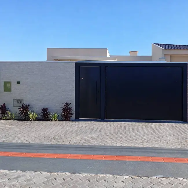 Foto 1 de Casa à venda, 264m2 em Dourados - MS