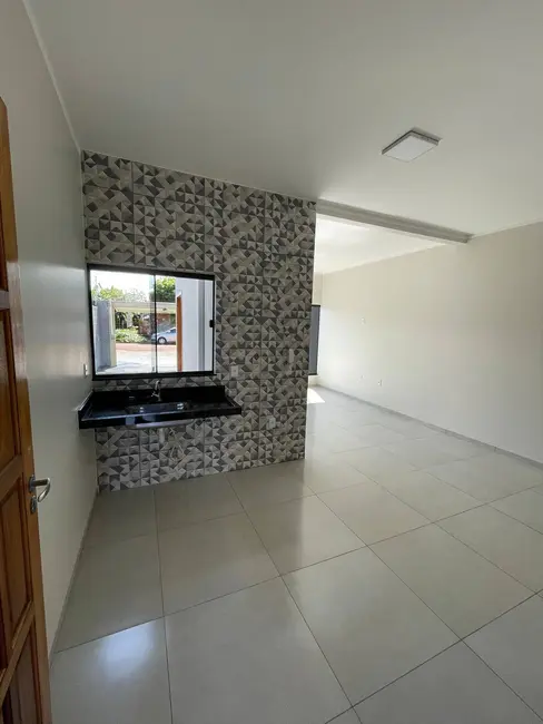Foto 4 de Casa com 2 quartos à venda, 180m2 em Parque das Nações, Dourados - MS