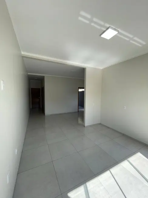Foto 3 de Casa com 2 quartos à venda, 180m2 em Parque das Nações, Dourados - MS